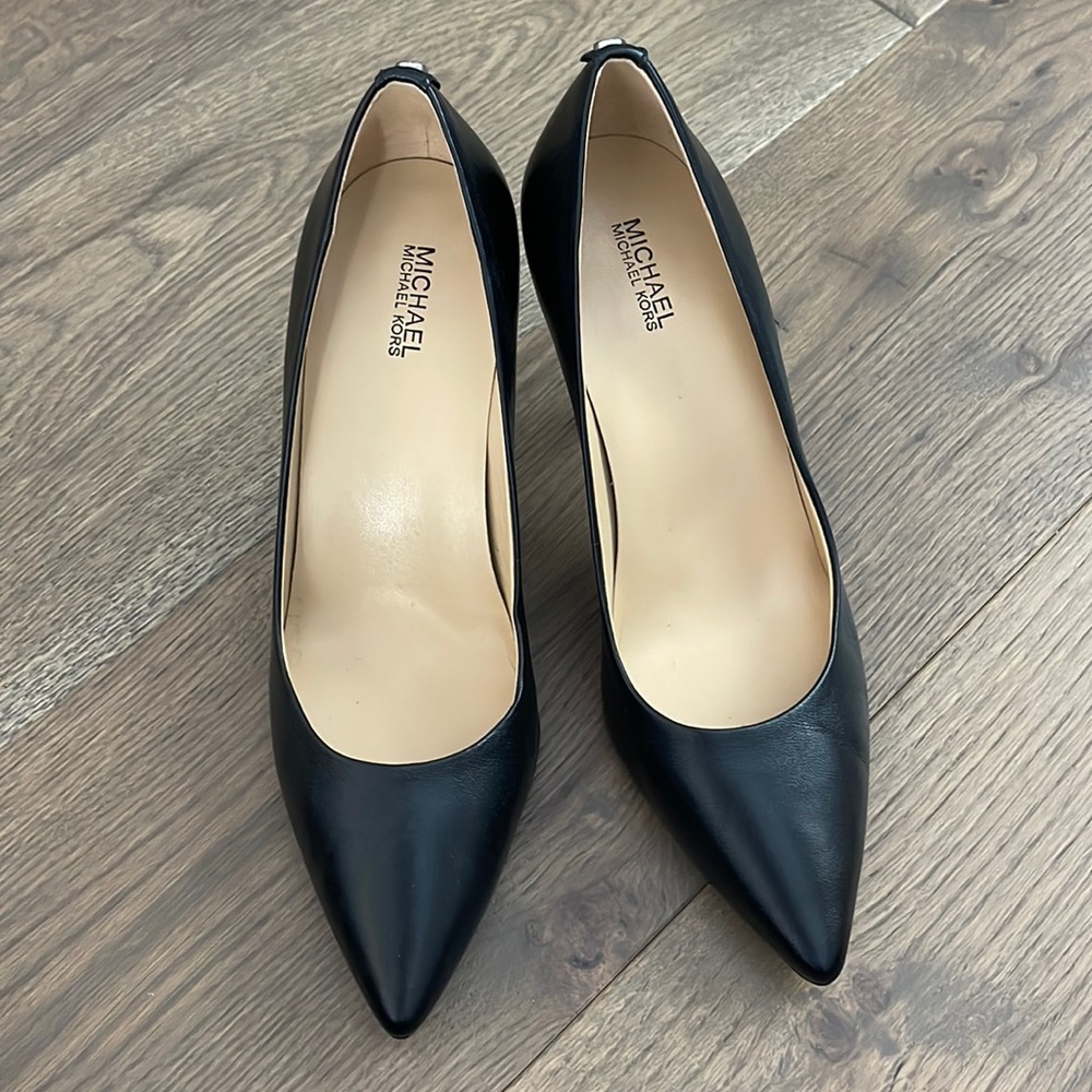 Michel Kors pump 7